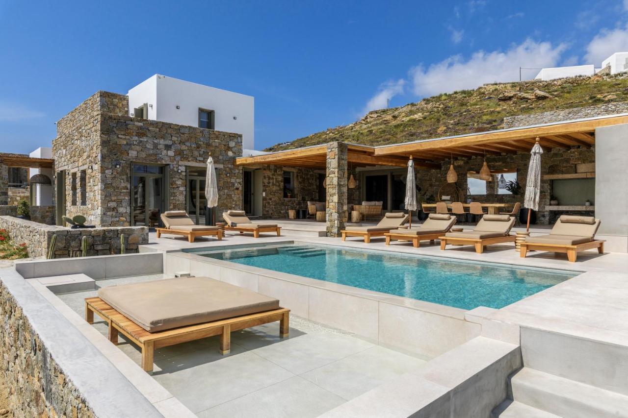 Nasta & Intentional Living Mykonos 5* Panormos (Mykonos)