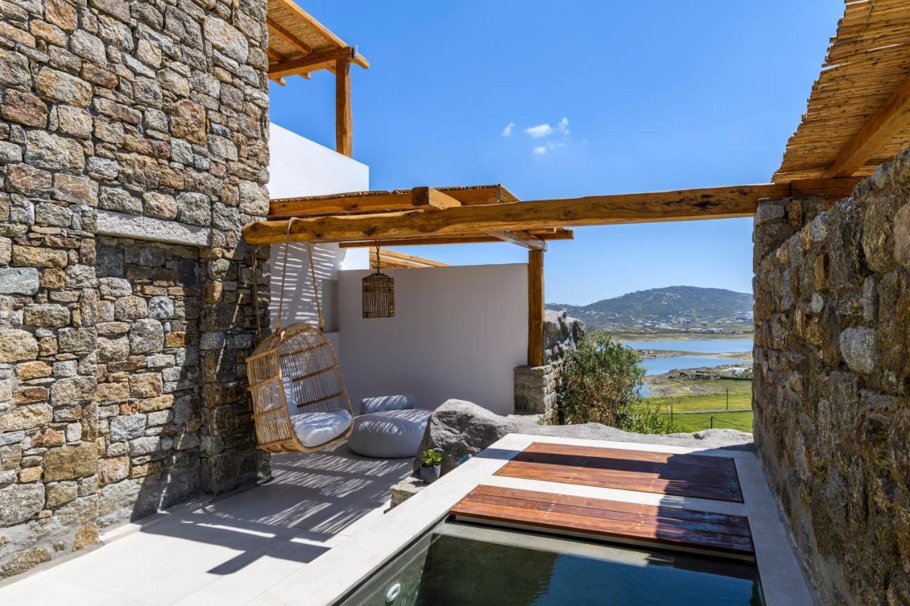 Nasta & Intentional Living Mykonos