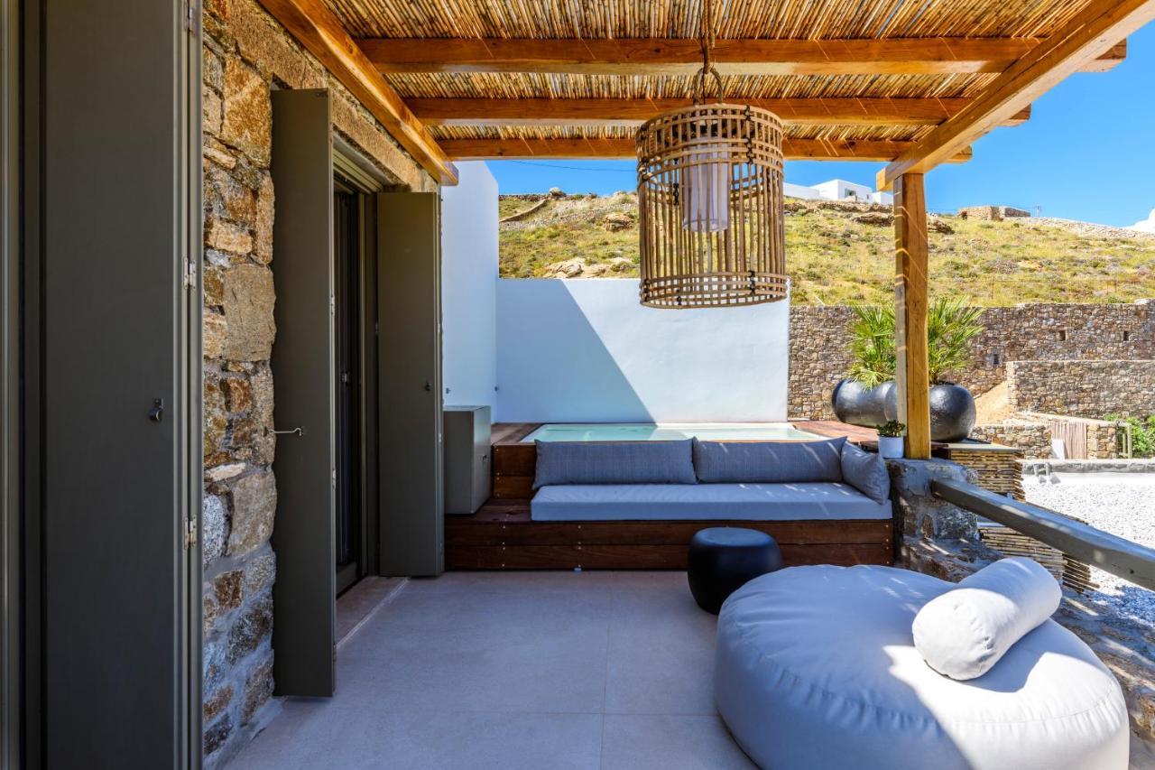 Nasta & Intentional Living Mykonos Hotel Panormos (Mykonos)
